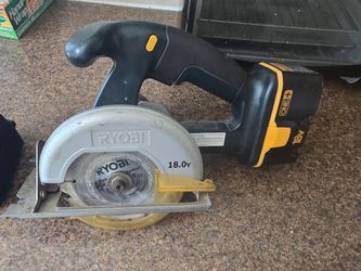 Ryobi. cordless 51/2"  18v one+ circular saw. Battery and charger included.