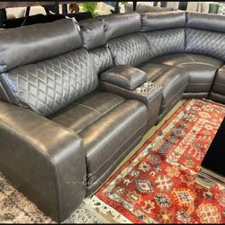 👉Samperstone 6-Piece Power Reclining Sectional
Ashley Furniture