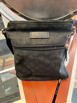 Gucci purse