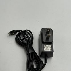 Samsung ATADS10JBE 5V 0.7A Travel Wall Charger Adapter w/ USB Cable