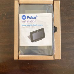 ADT Pulse Touchscreen Security Controller, Netgear HSS301 w/Charger Base Stand