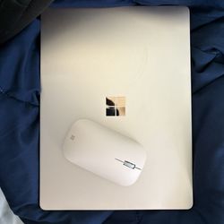 Surface Laptop Go - Sandstone, Intel Core i5, 8GB RAM, 128GB SSD