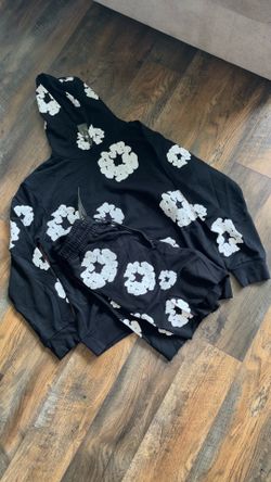 Black denim t set