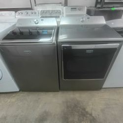 Maytag Washer & Dryer Set – Modern Gray 