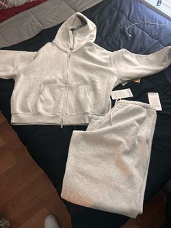 Lululemon sweatsuit