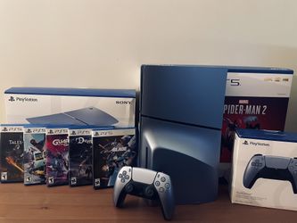 Sony PS5 Slim Disk version with Sterling Silver plate and controller and 5 games