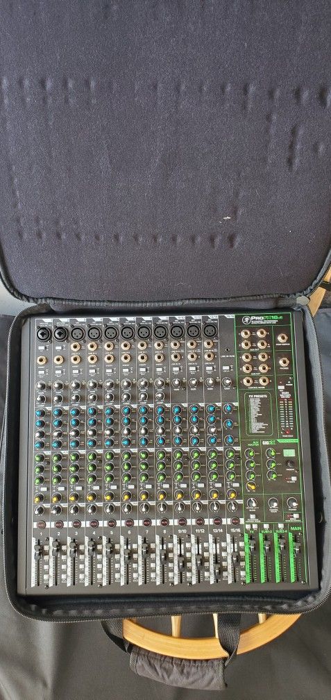The Mackie ProFX16v3