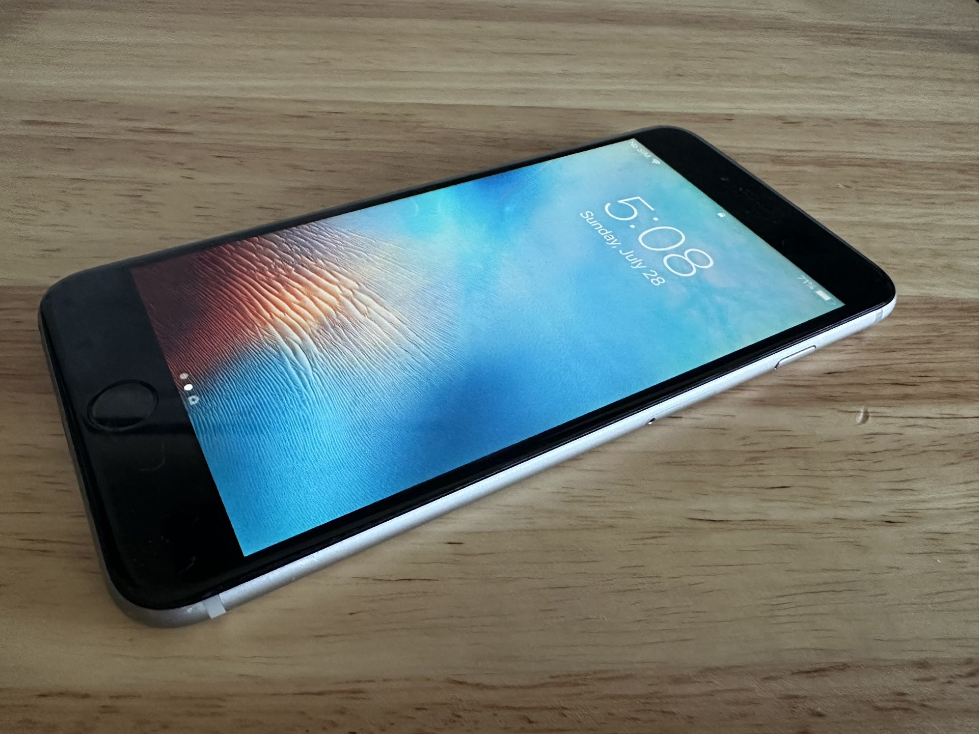 T-Mobile Apple iPhone 6plus 64gbt