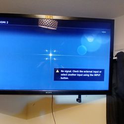55 Sony Bravia 3d Internet Tv And Full Motion Mount