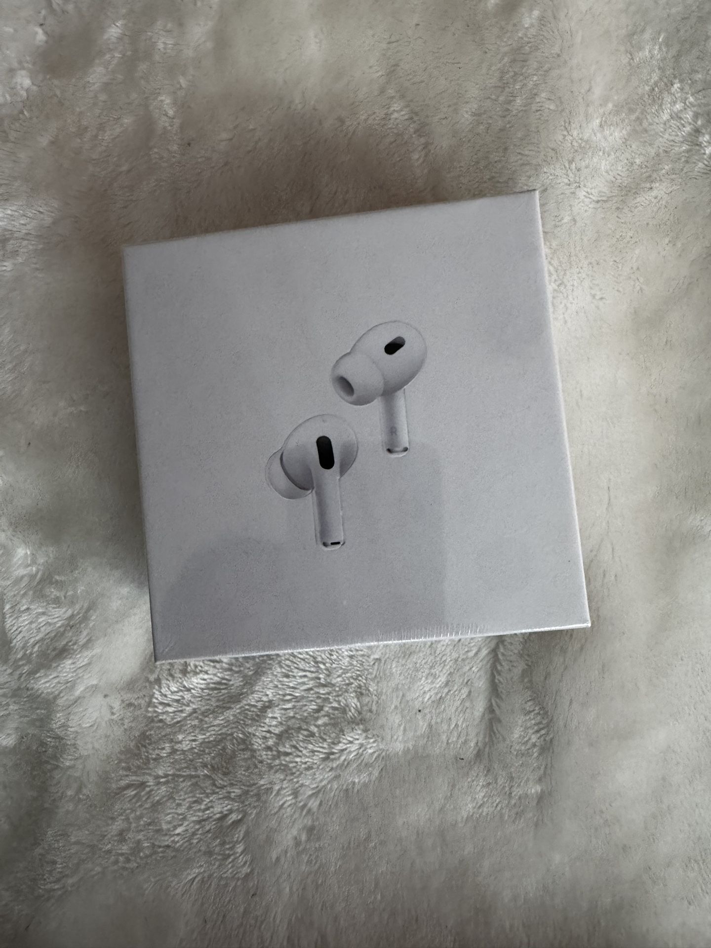 Apple AirPods Pro (2nd Generation) – MagSafe Charging Case – ANC