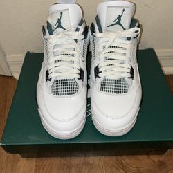 Retro 4s Size 11.5