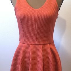 Women’s Orange Dress Size Small (Great Condition)