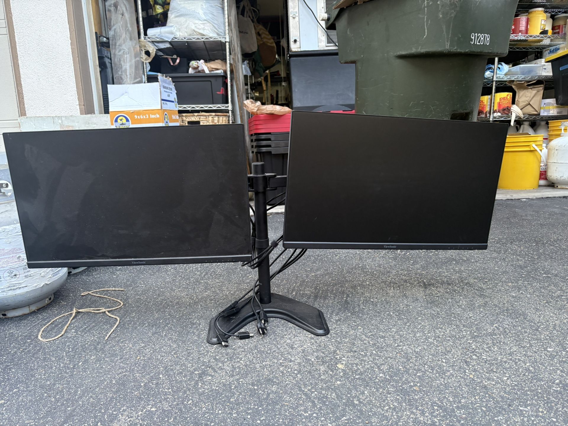 Twin HD Monitors With Fully Adjustable Stand