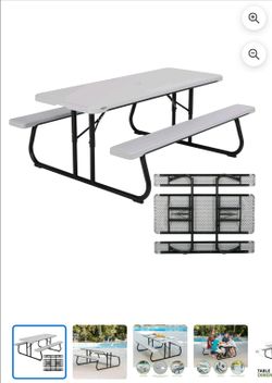 Foldable picnic tables