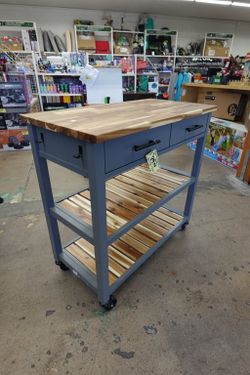 Seville Kitchen Island Cart with Acacia Wood Shelves in Gray