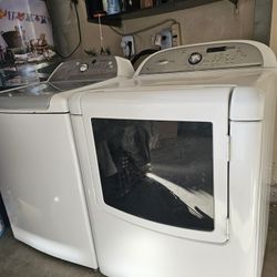 Super Capacity  Whirlpool Cabrio  Washer And Gas Dryer Work Great 