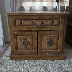 Vintage Side Table!! 