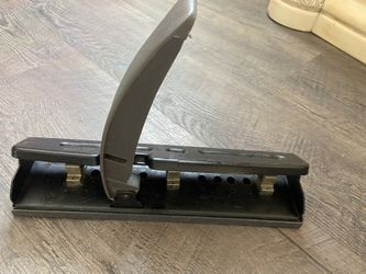 Metal Hole Punch