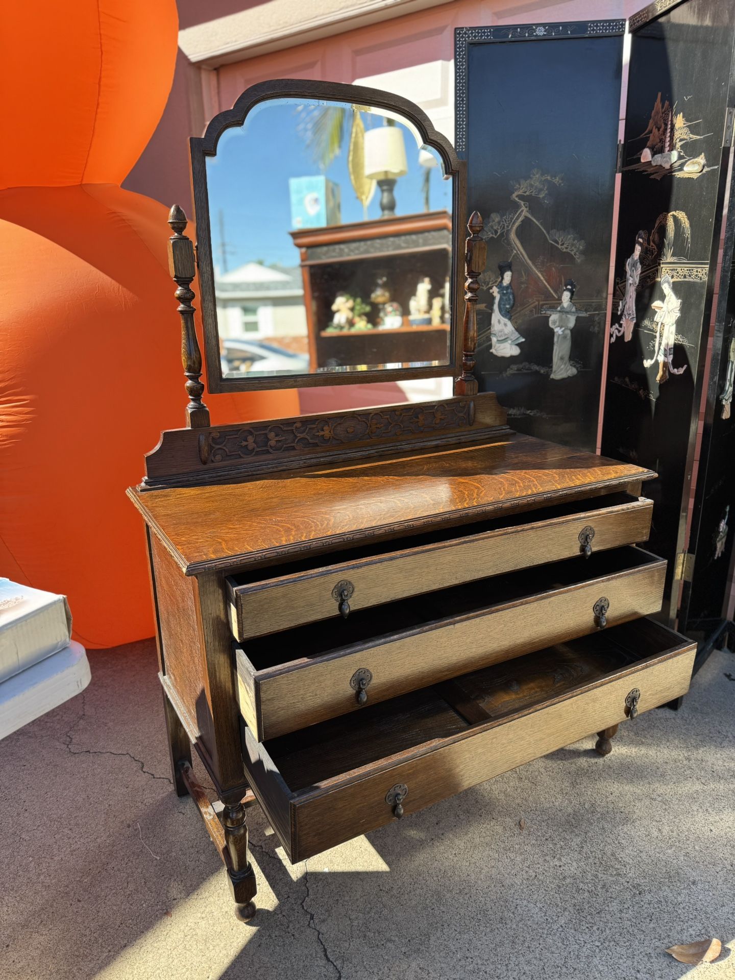 Vintage 3 Drawer Dresser