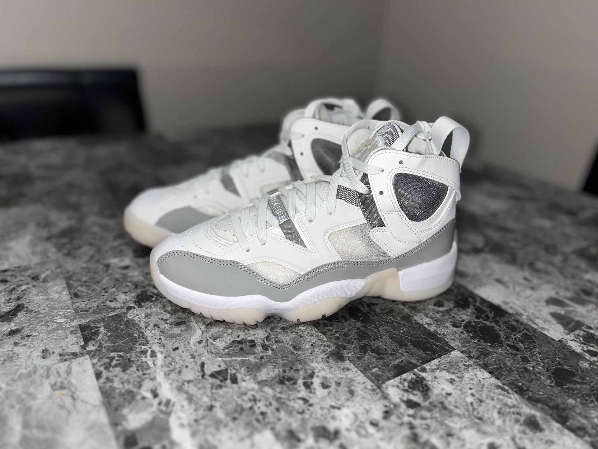 Jumping man jordan hot sale