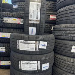 225/40R19 Set Of 4 Royal New Tires