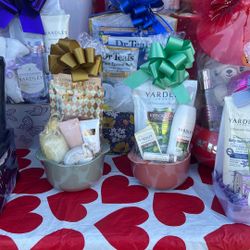 Valentines Day Gift Basket