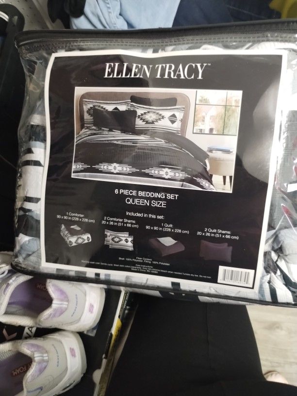 Queen Size Bedding Set