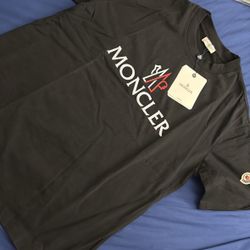 Moncler Tshirt