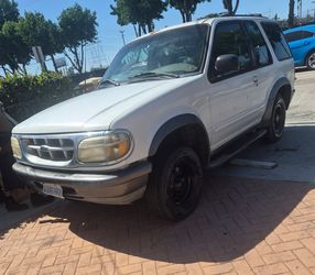 1998 Ford Explorer