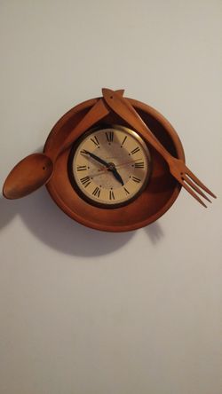 Vintage Lanshire Model T-5 Kitchen Clock