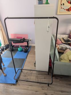 Clothing rack