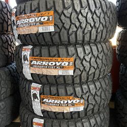 📲‼️265/65/18 vendo set de llantas nuevas Arroyo RT