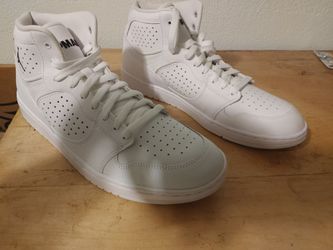 Jordan's size 12 men