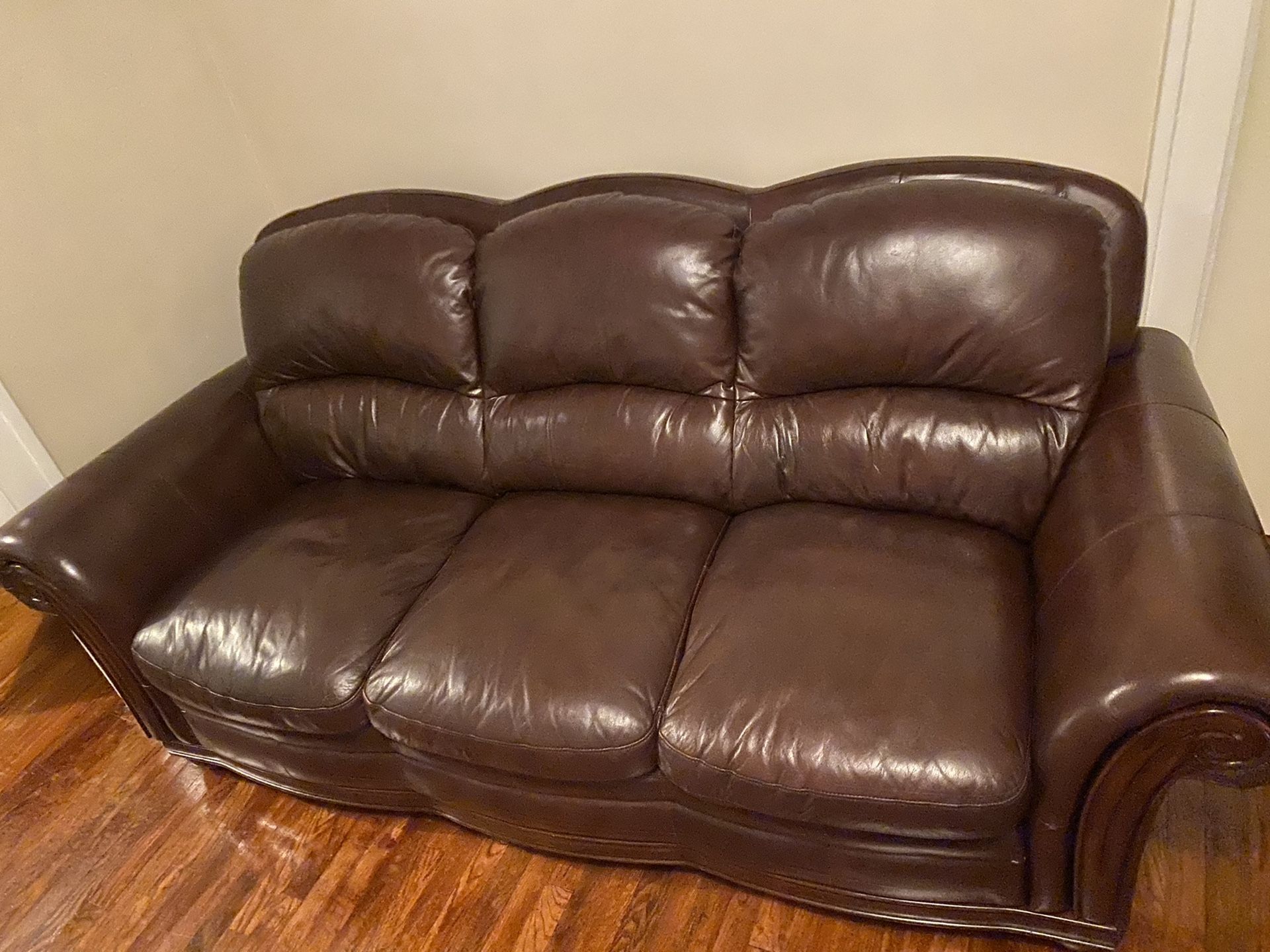 Living room sofa real leather