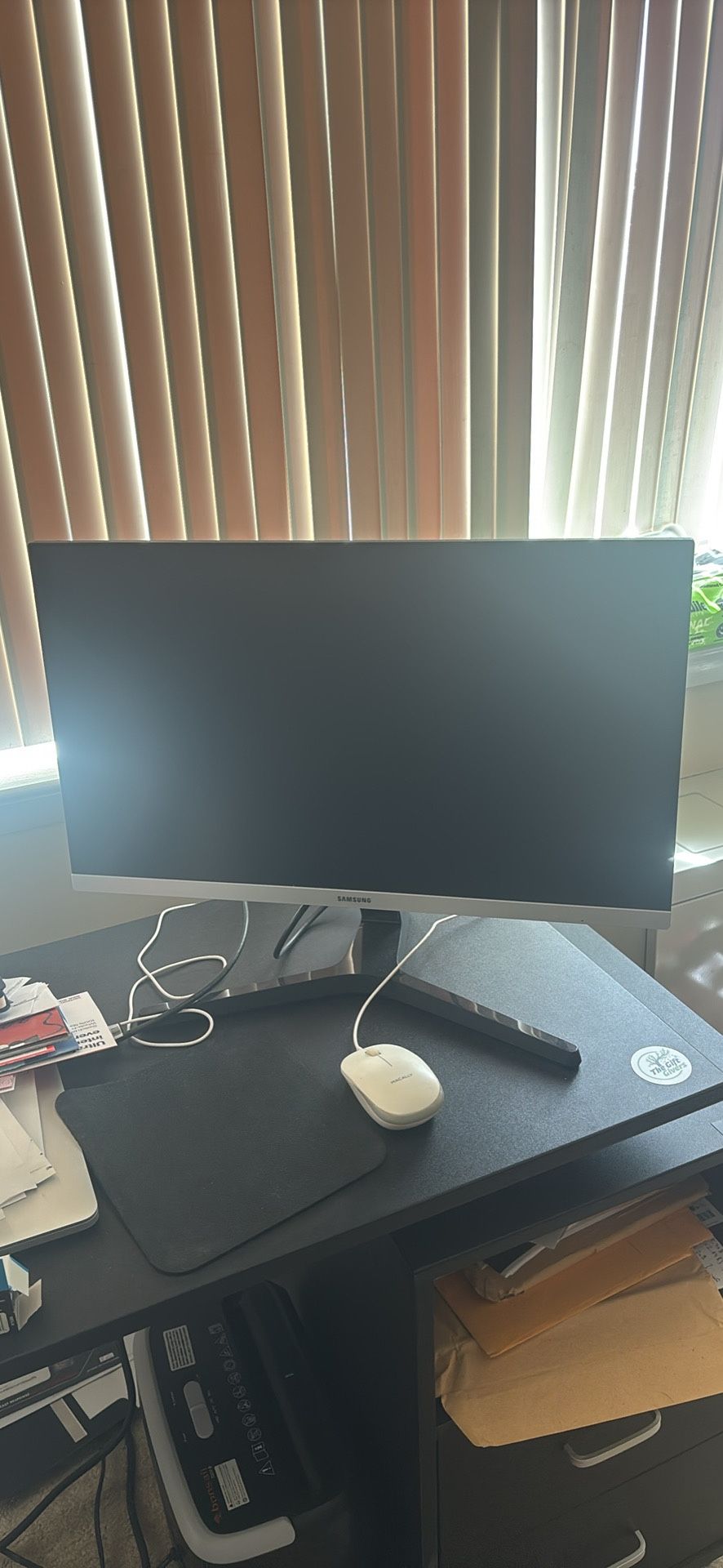 Samsung 24” Monitor