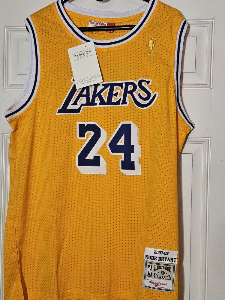 Youth Kobe Bryant Lakers Jersey for Sale in Hampton, VA - OfferUp