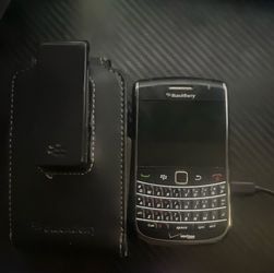 Blackberry Bold 9930 Smartphone Verizon full keyboard