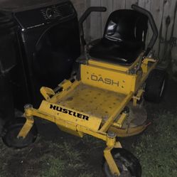 HUSTLER DASH 34" Zero turn mower