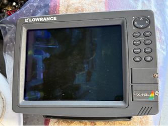 Lowrance LcX-113CHD fish-finding Sonar.