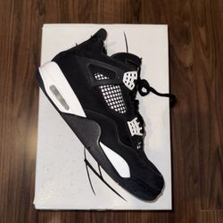 Jordan 4 White Thunder