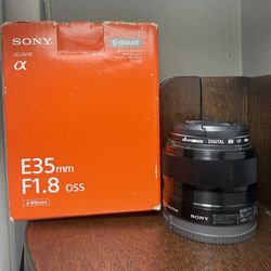 Sony SEL35F18 35mm f/1.8 E-Mount