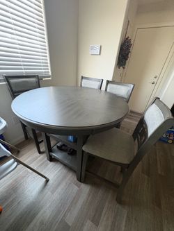 Full Dining Set *5 Peices