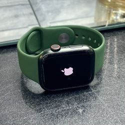Apple Watch Series 7 (payments/trade optional)