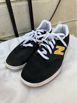New Balance Numeric 425 Sneakers - size 11.5