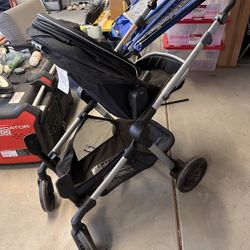 Car Seat And Stroller 
