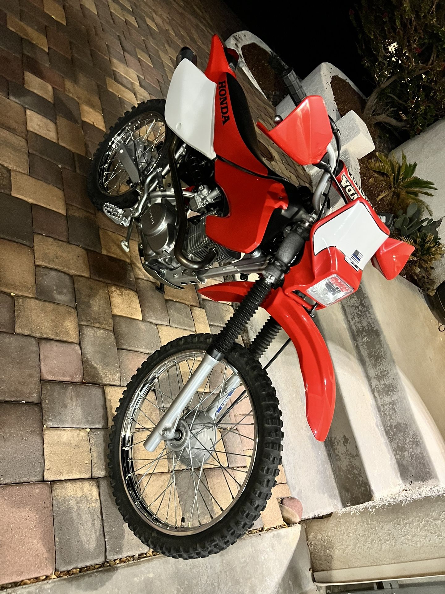Honda XR 100 Dirt Bike