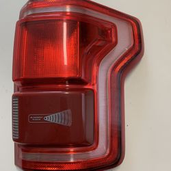 Luz F150  2015 (Atrás Derecha LED)