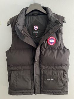 Canada goose vest men’s M