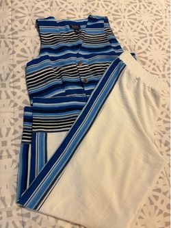 3 vacation outfits size M/L