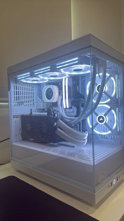 White Gaming Pc build *NO SSD, RAM, CPU, AND STRIMMER*